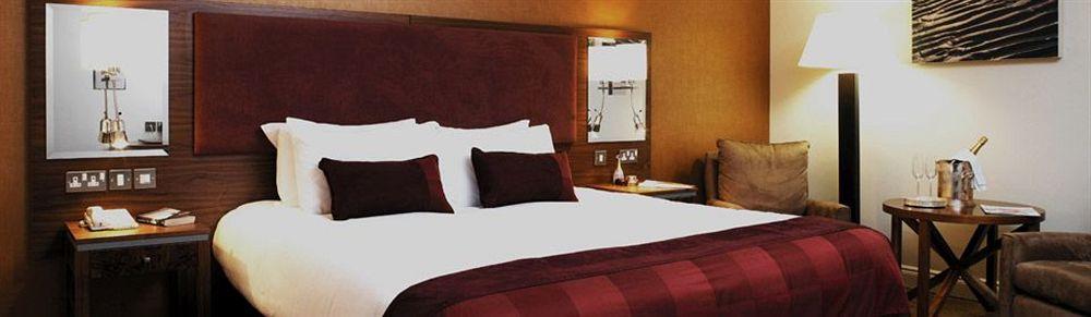Vaughan Lodge Hotel ลาฮินช์ ภายนอก รูปภาพ