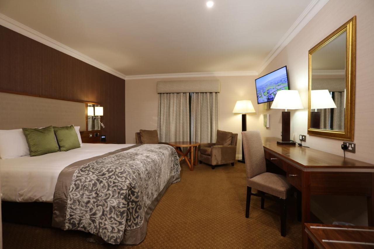 Vaughan Lodge Hotel ลาฮินช์ ภายนอก รูปภาพ